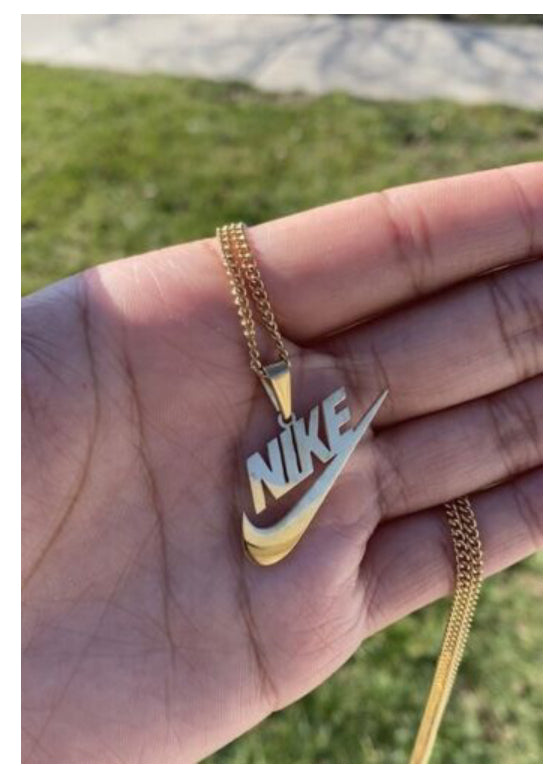 Pendentif Nike  + collier plaqué or acier inoxydable