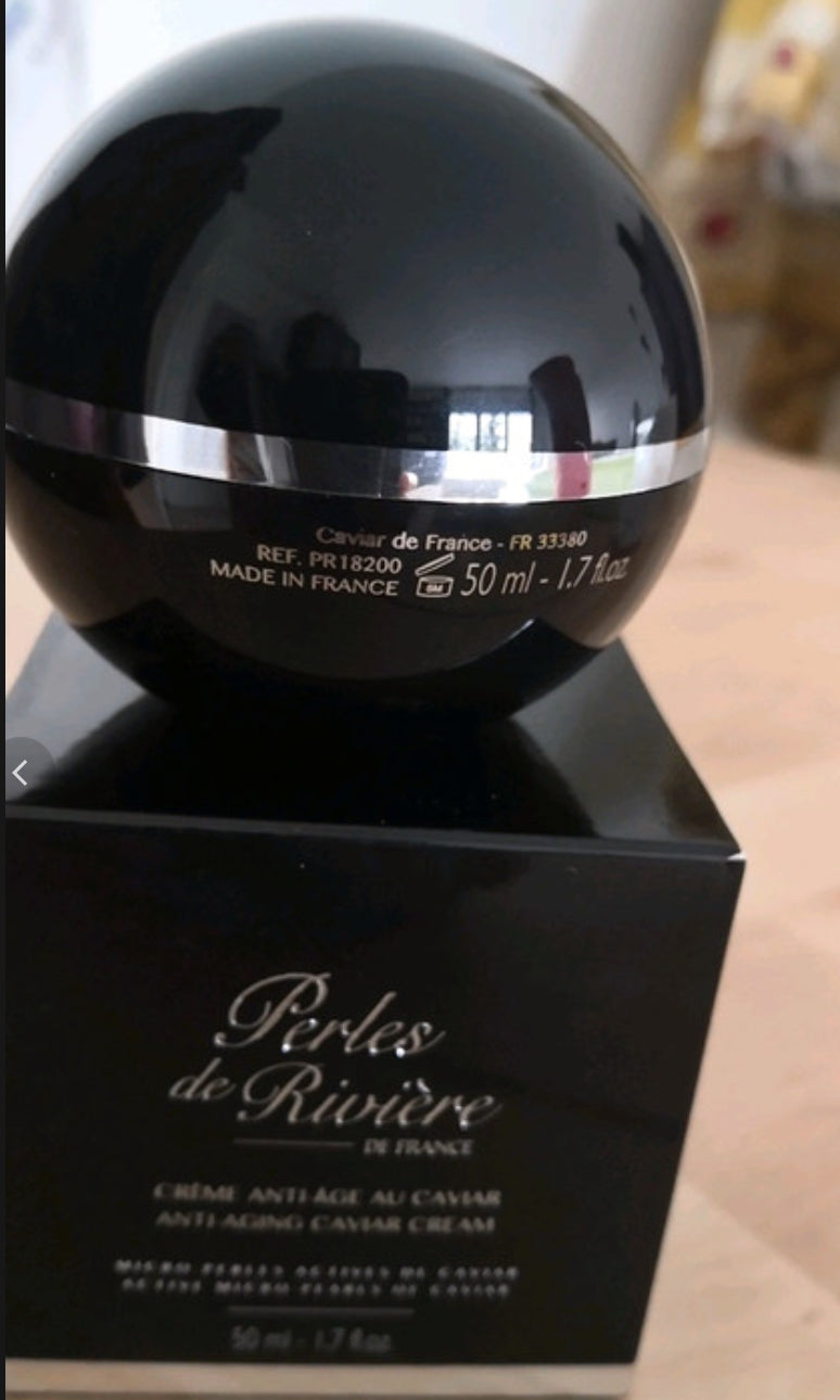 Perles de rivière Crème anti-âge au caviar micro-perles active de caviar. 50ml